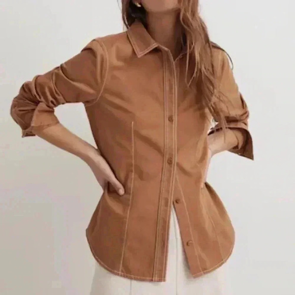 Darted Button-Up Shirt in (Re)generative Chino - Picture 2 of 3